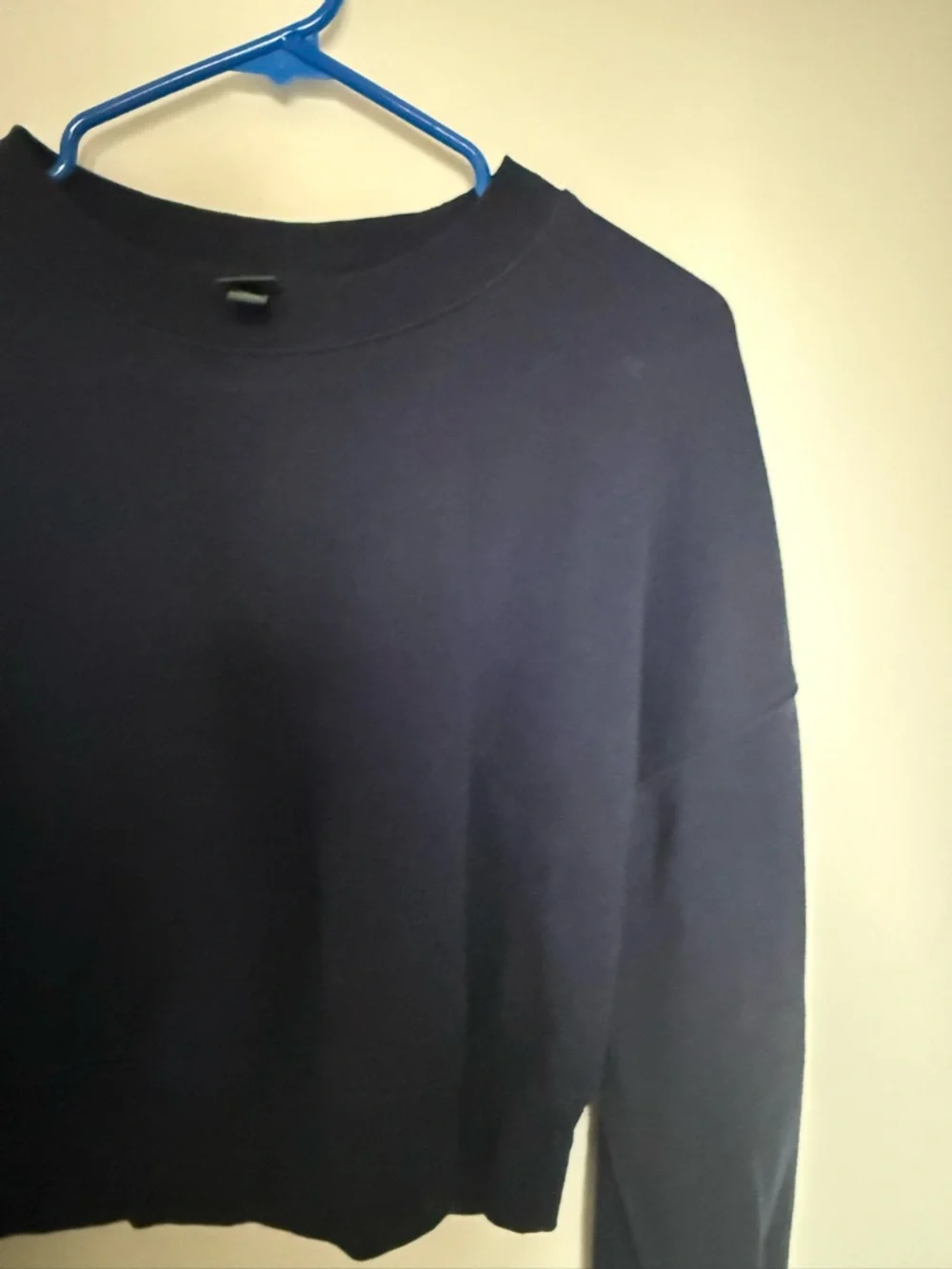 wild fable Navy Cropped Crewneck Sweatshirt - Picture 4 of 4